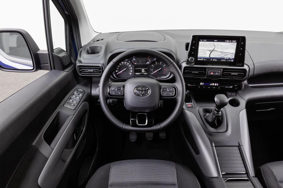 Торпедо Toyota ProAce City Verso 2019 года  (EU) (фото 34 из 45)